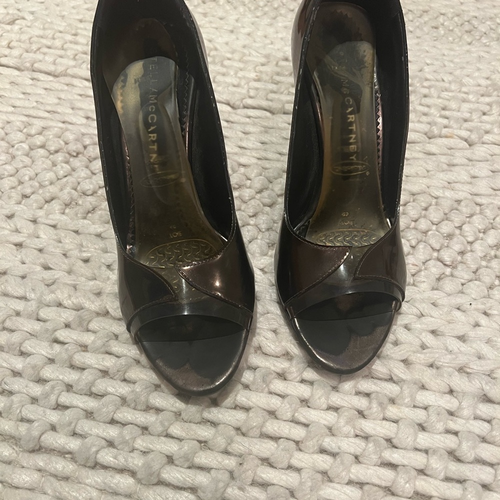 Stella McCartney Shiny Black Peep-Toe Heels